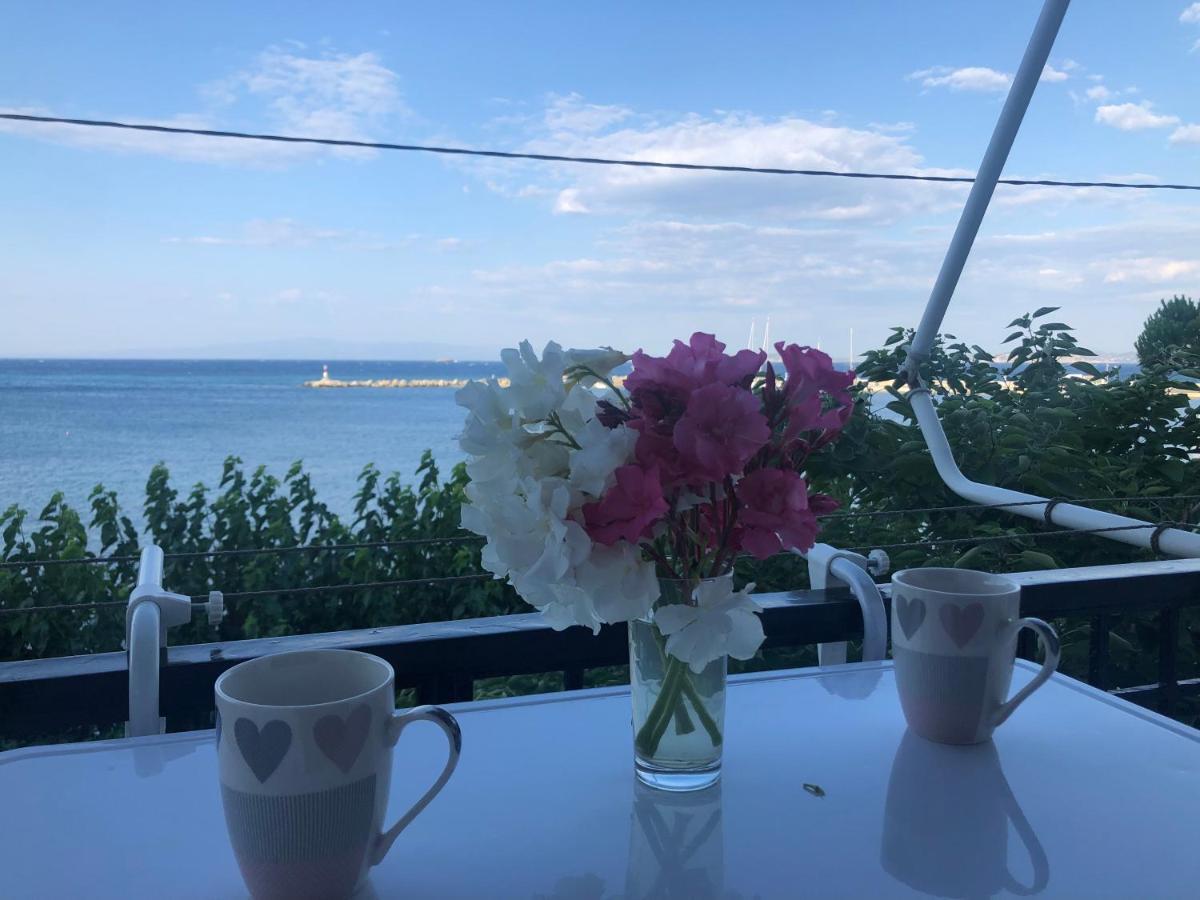 Jonny O, Apartment By The Sea Loutraki  المظهر الخارجي الصورة